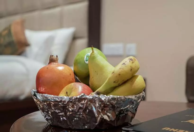 Hotelli Golden Leaf Kashmir