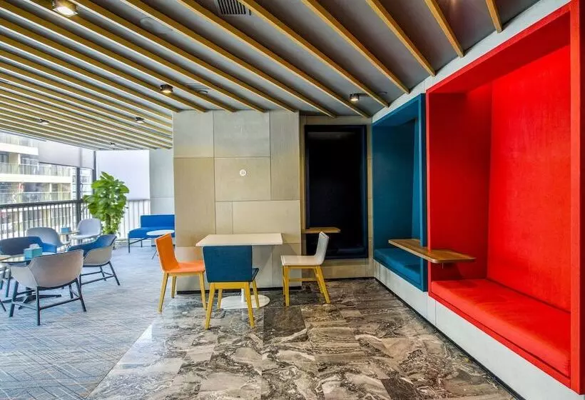 ホテル Holiday Inn Express Foshan Chancheng, An Ihg