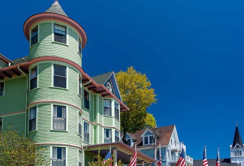 Отель Inn On Mackinac