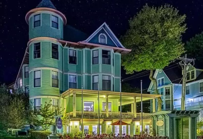 Hotelli Inn On Mackinac
