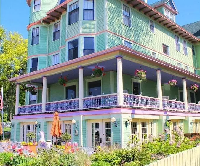 Hotelli Inn On Mackinac