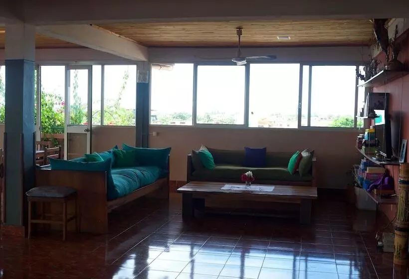 هتل La Terrasse Du Voyageur