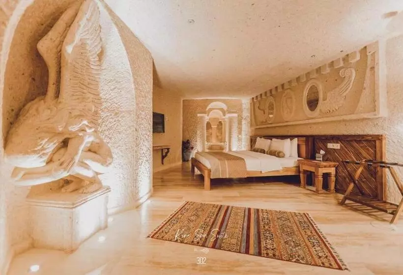 Hotelli Nino Cave Suites