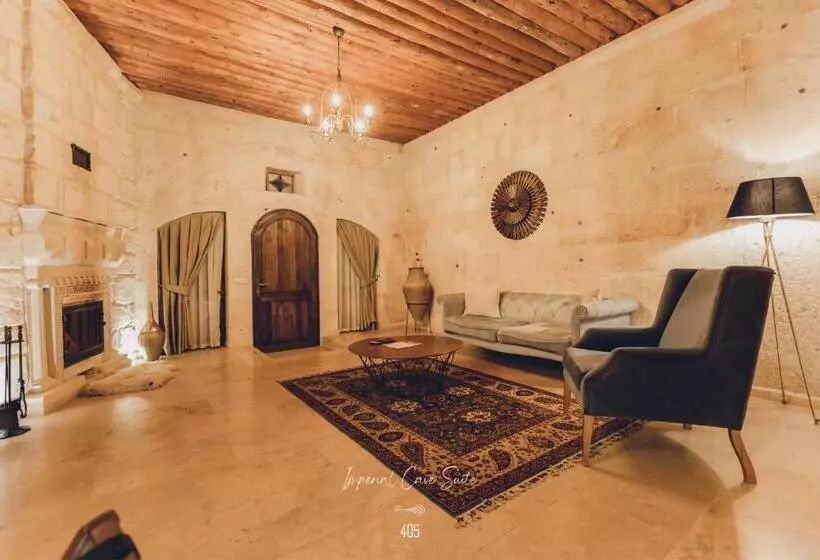Hotelli Nino Cave Suites