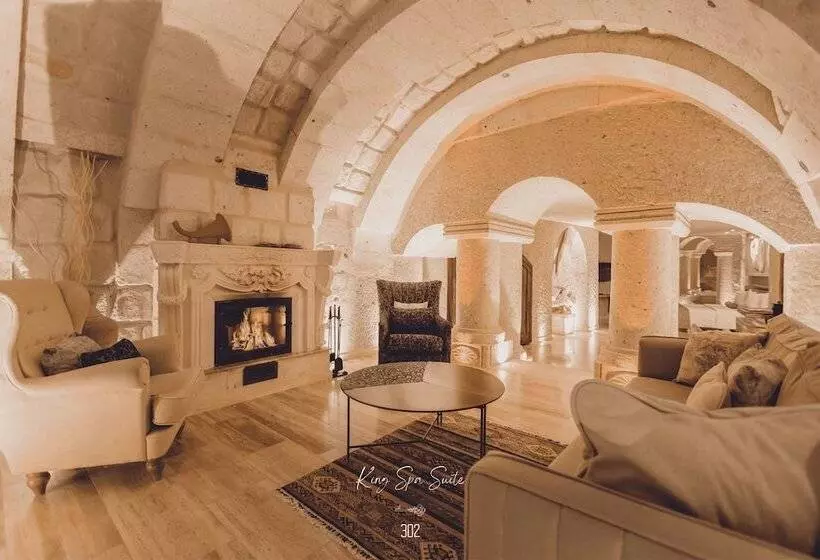 Hotelli Nino Cave Suites
