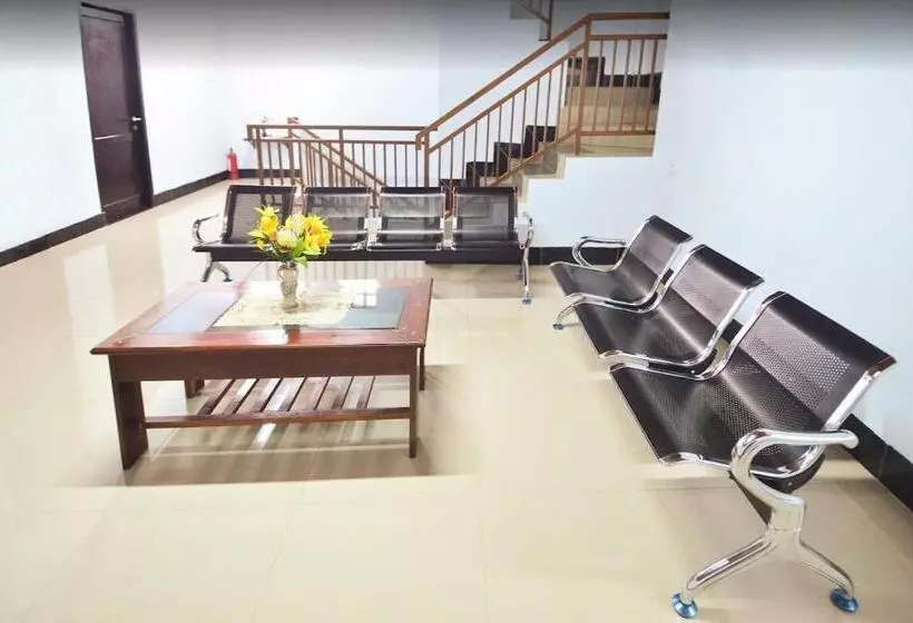 هتل Penginapan Tanah Tinggi