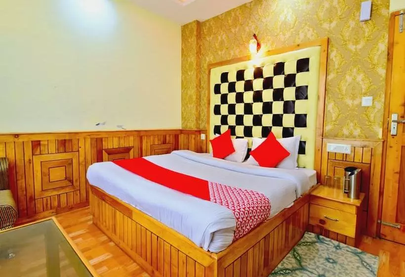 ホテル Raxit Inn By Oyo Rooms