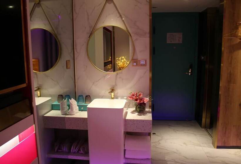 בית מלון כפרי Rkiss Boutique