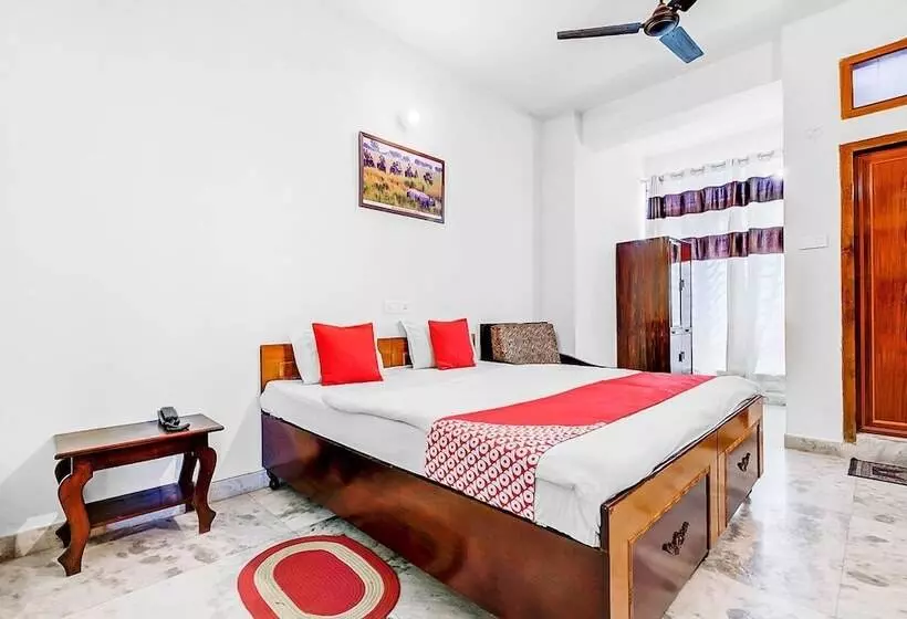 پانسیون Kalpataru Guest House