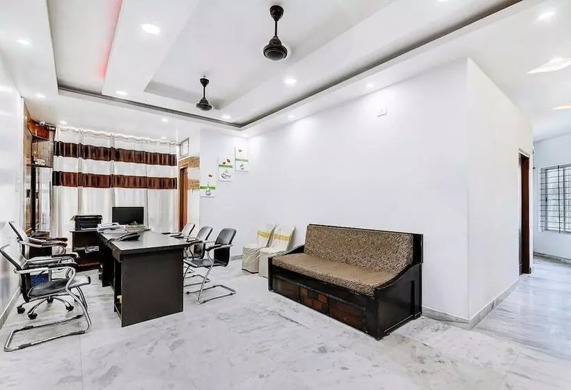 پانسیون Kalpataru Guest House