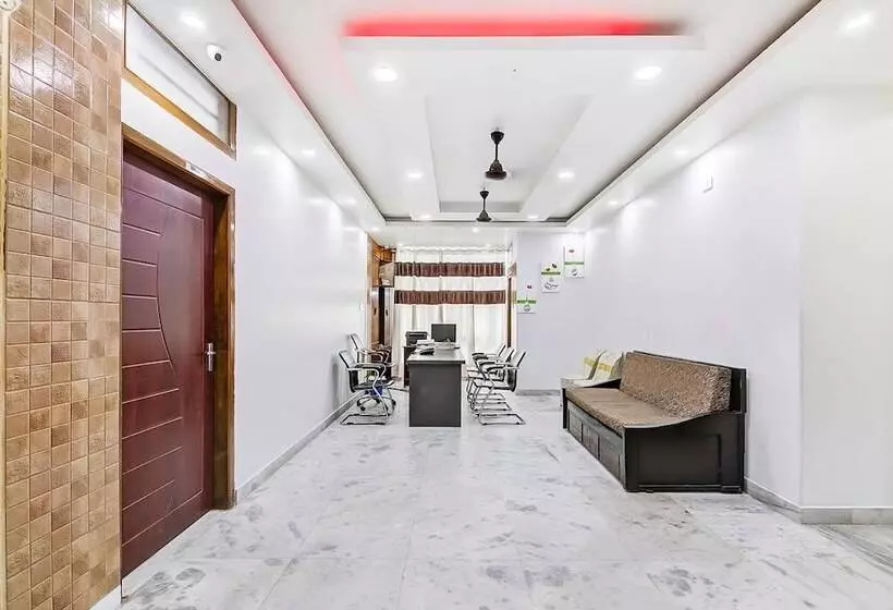 پانسیون Kalpataru Guest House
