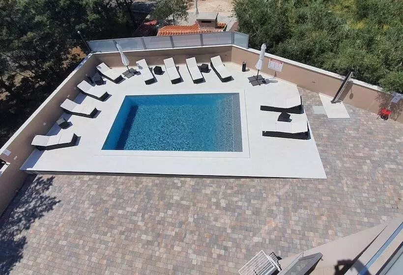 Poolside Hideout Apartments