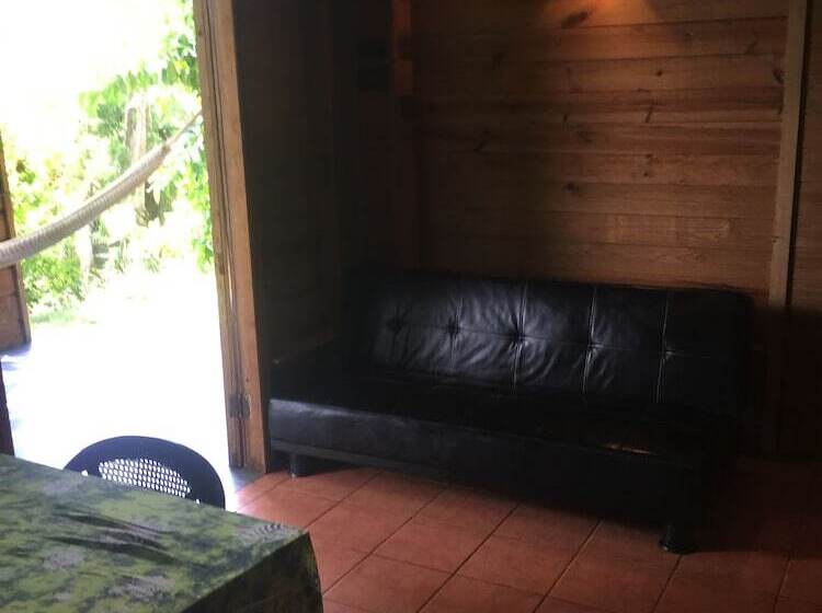 Roatan Bed & Breakfast Apartments