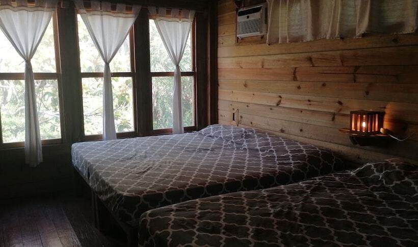 Roatan Bed & Breakfast Apartments