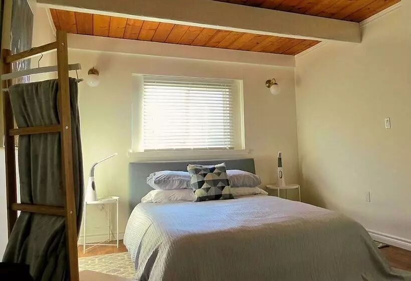 The Fourth Lock Bed & Breakfast