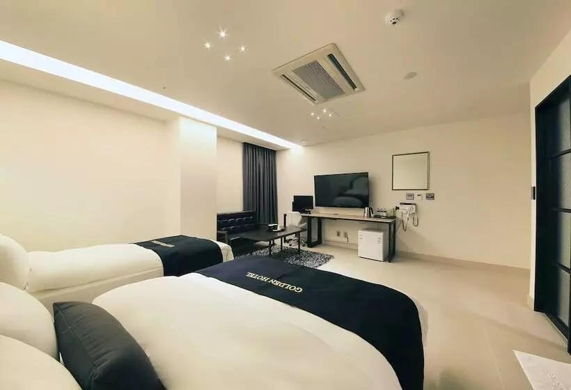 ホテル Balsan Golden