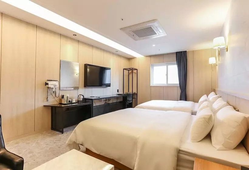 ホテル Balsan Golden