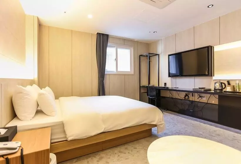 ホテル Balsan Golden