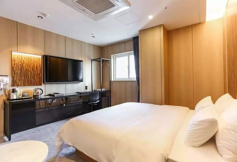 ホテル Balsan Golden