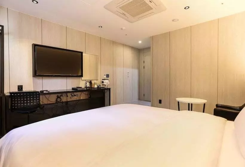 ホテル Balsan Golden