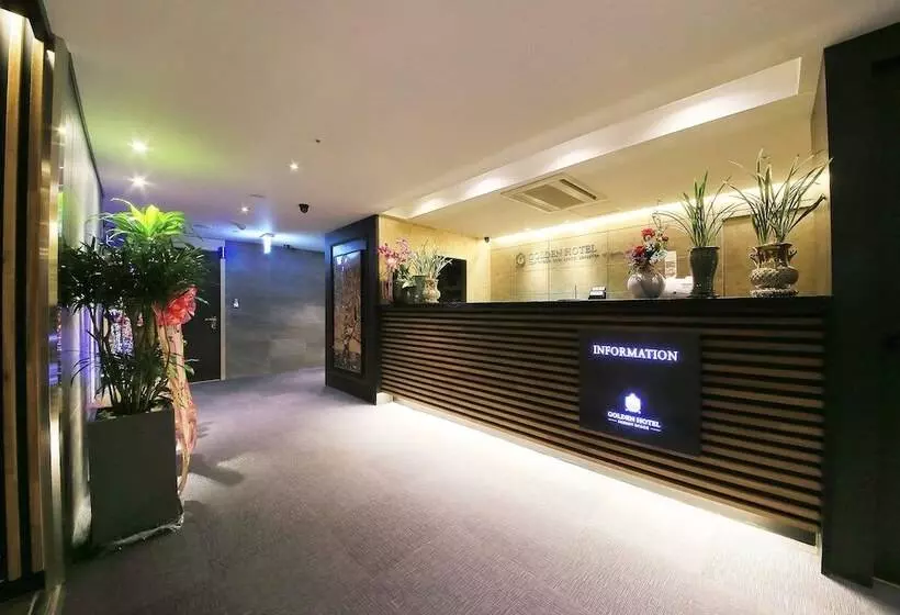 ホテル Balsan Golden