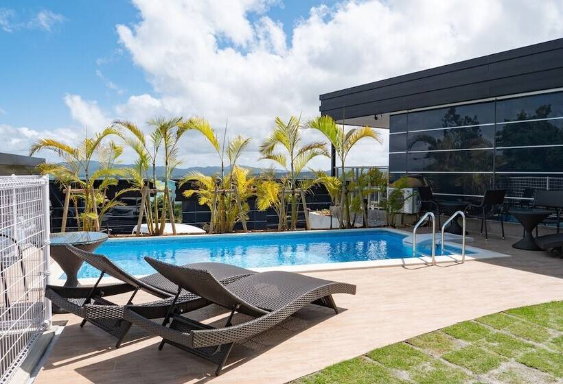 هتل One Suite The Terrace