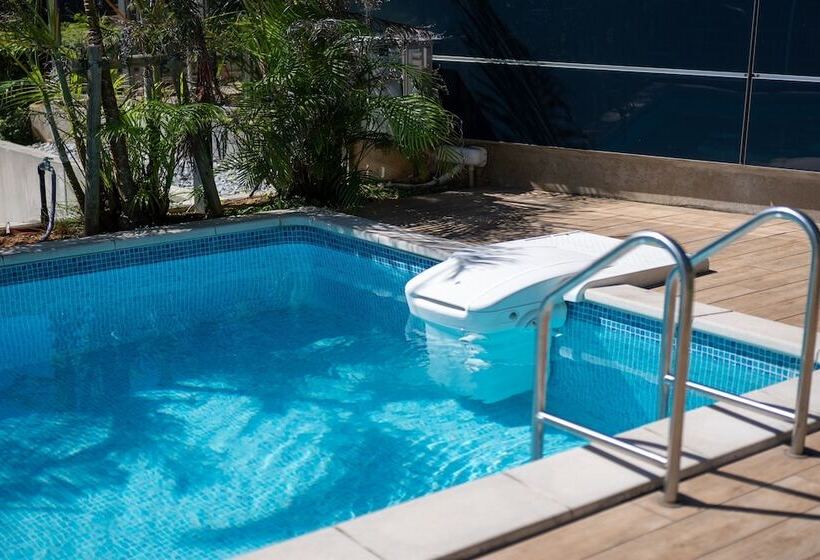 هتل One Suite The Terrace