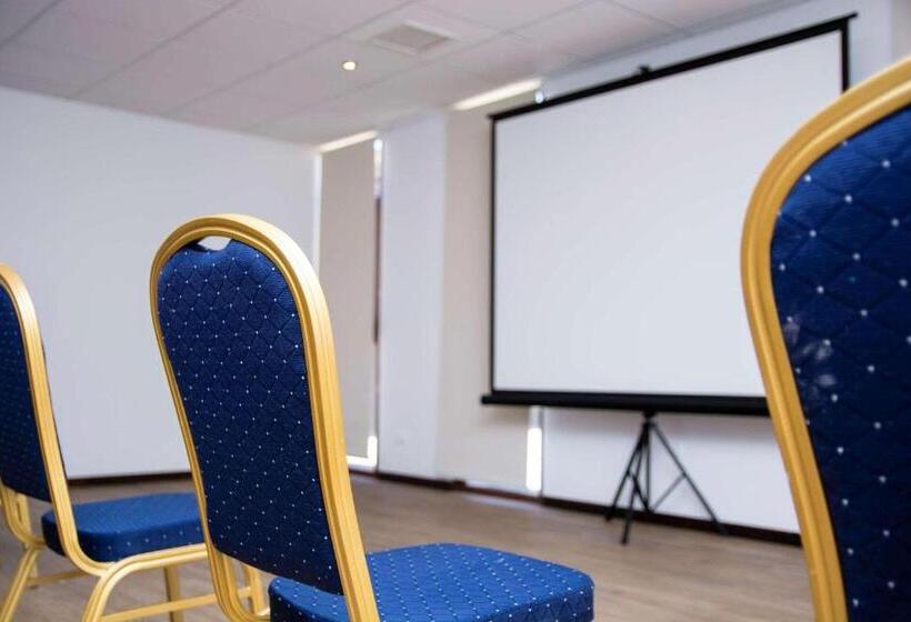 Hotel Park Inn By Radisson Los Olivos De Vallenar