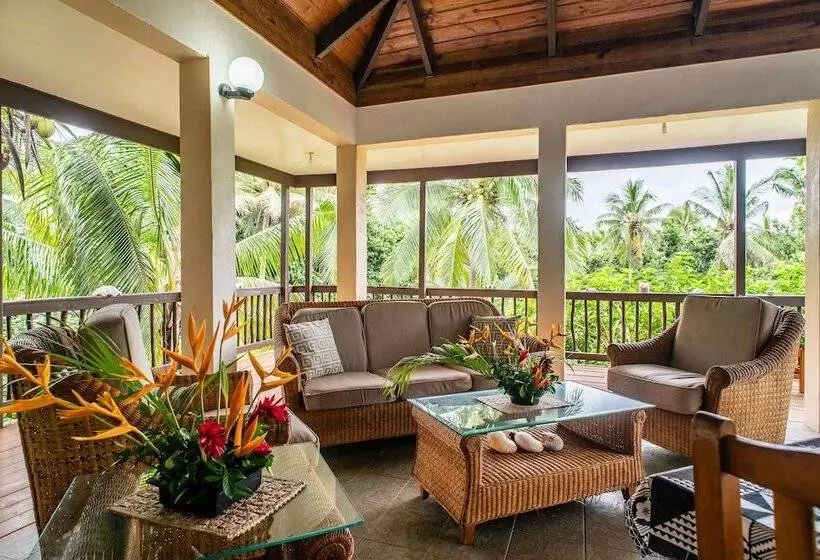 Hotelli Tiliva Resort