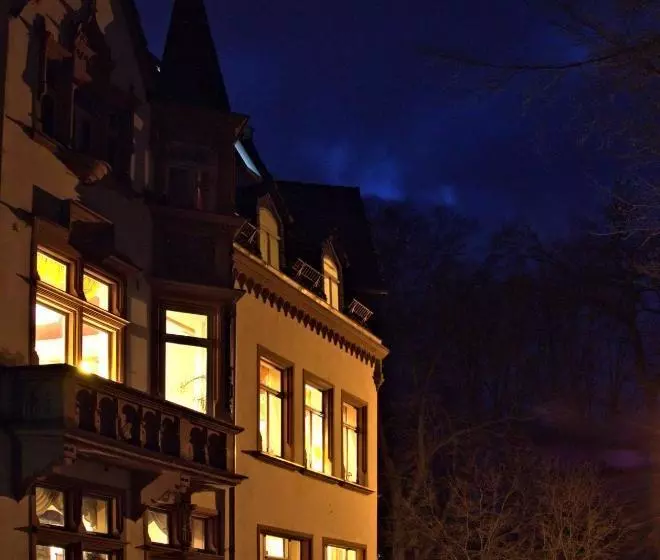 Majatalo Parkschlösschen In Greiz