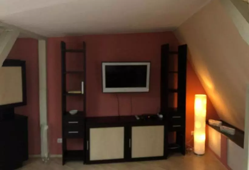 Majatalo Parkschlösschen In Greiz