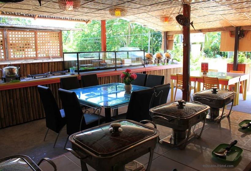 Herberge Double J Hotel And Restaurant