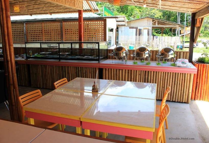 Herberge Double J Hotel And Restaurant