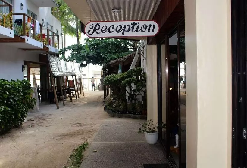 تختخواب و صبحانه Blue Coral Resort Boracay