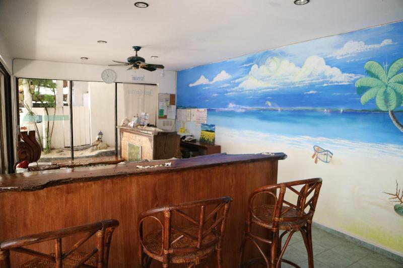 تختخواب و صبحانه Blue Coral Resort Boracay