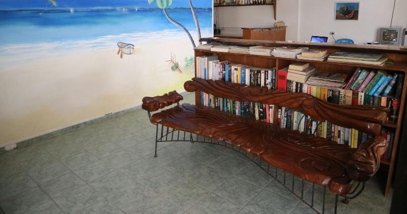 تختخواب و صبحانه Blue Coral Resort Boracay