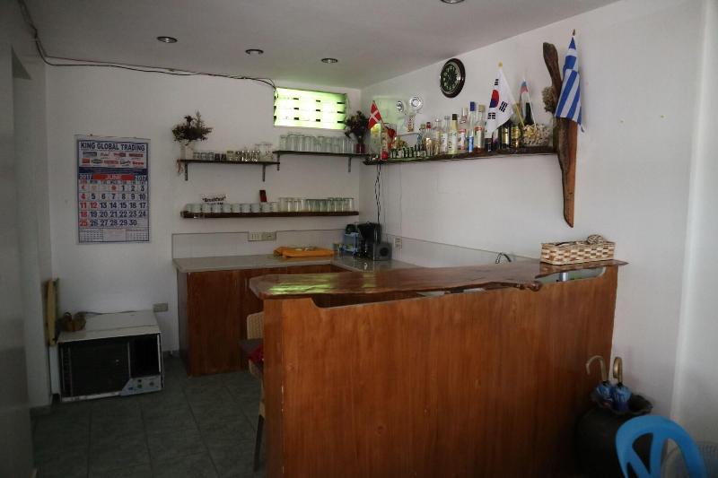 تختخواب و صبحانه Blue Coral Resort Boracay