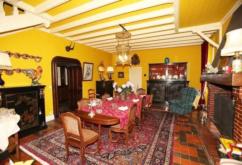 Aamiaismajoitus (B&B) Chambres D Hôtes Le Mas