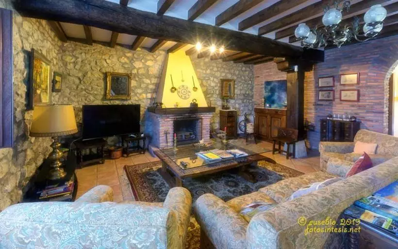 Aamiaismajoitus (B&B) Posada San Tirso