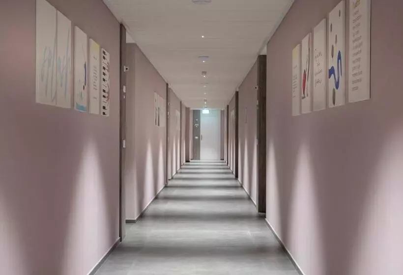 簡易ホテル Youmami Suite Hotel Wellness&spa