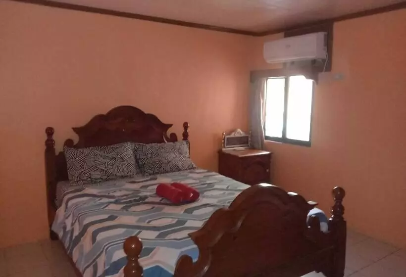 ホテル 1st Street Park Apartelle