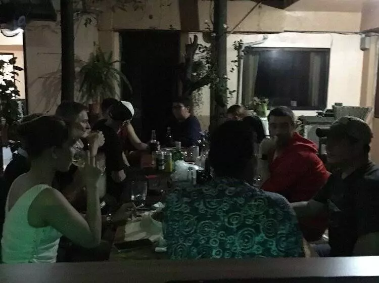 ホテル 1st Street Park Apartelle