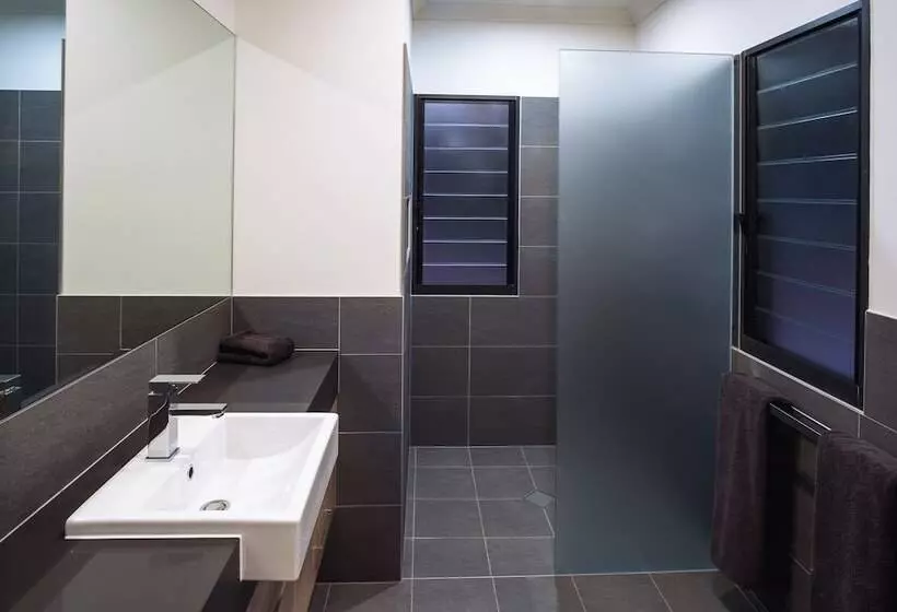 ホテル Kimberleyland Waterfront Holiday Park