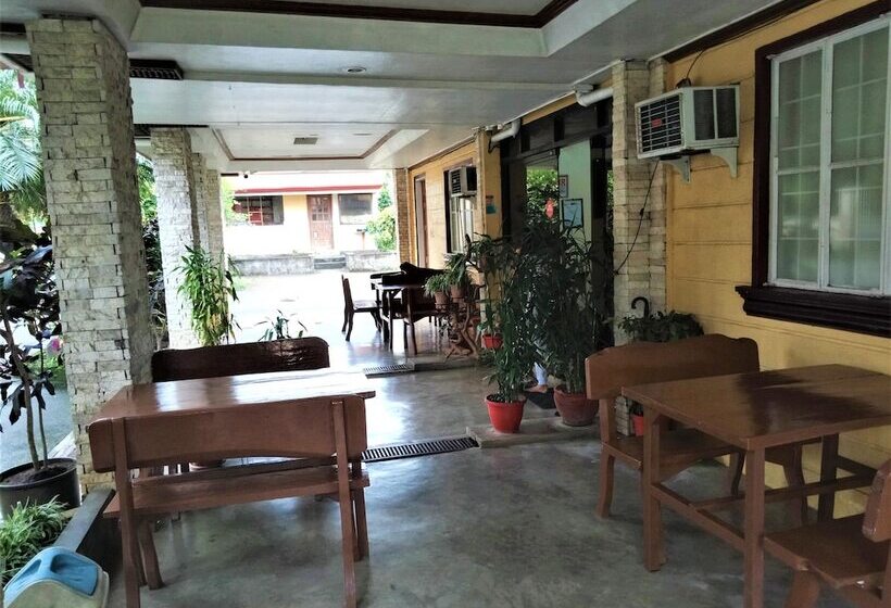 Пансион La Gracia Apartelle