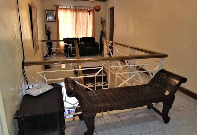 Пансион La Gracia Apartelle