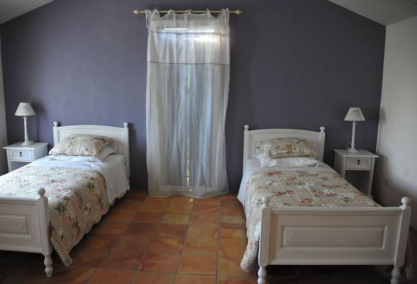 ペンション Le Mas De Clary