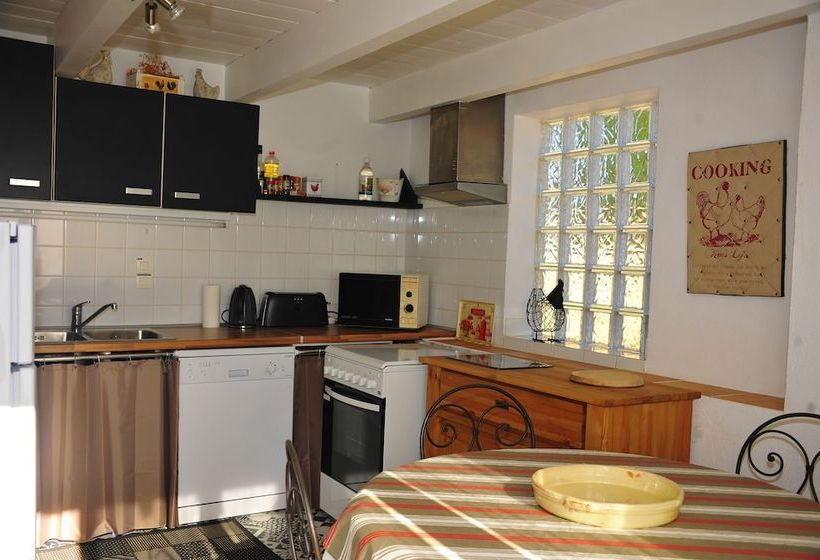 ペンション Le Mas De Clary