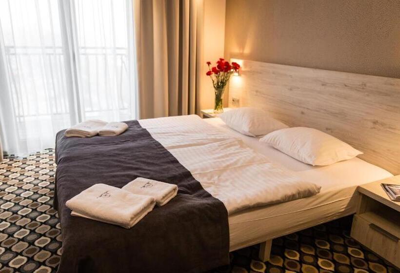 פנסיון Marina Mielno Z Widokiem Na Jezioro