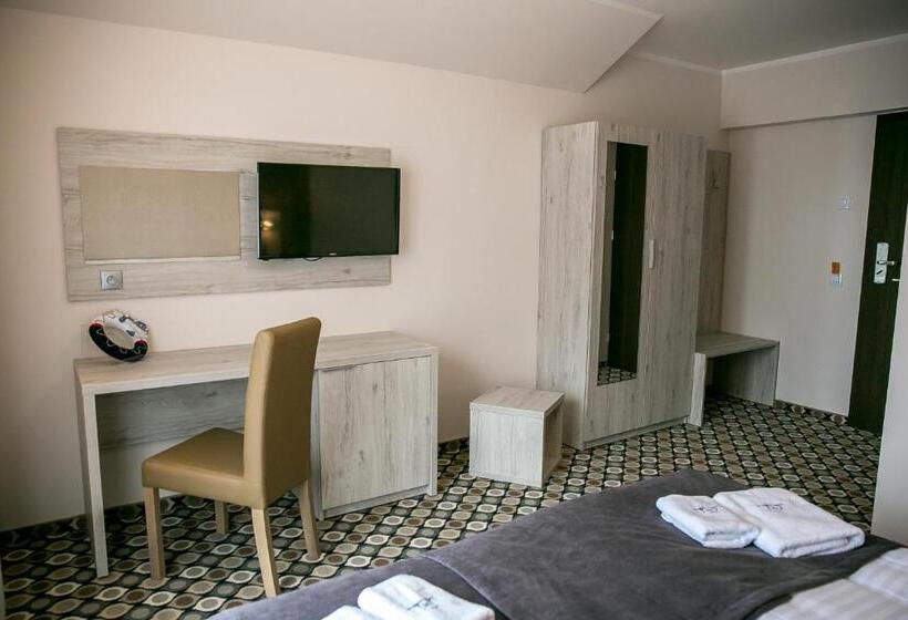 פנסיון Marina Mielno Z Widokiem Na Jezioro