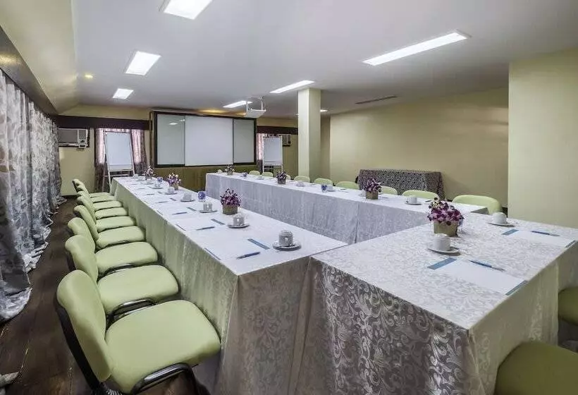 호텔 Discovery Coron Formerly Club Paradise Palawan